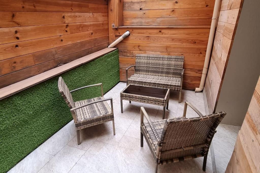 Agreable Appartement Avec 2 Places De Parking Dans Le Garage Béziers Exterior foto